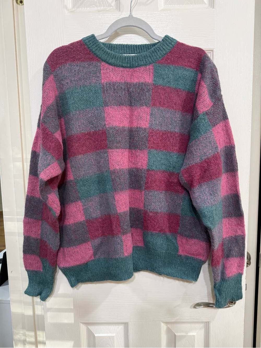 Women’s Plaid Crewneck Sweater
